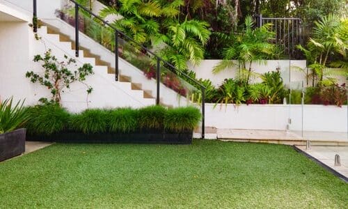 Kunstrasen Vergleich echter Rasen