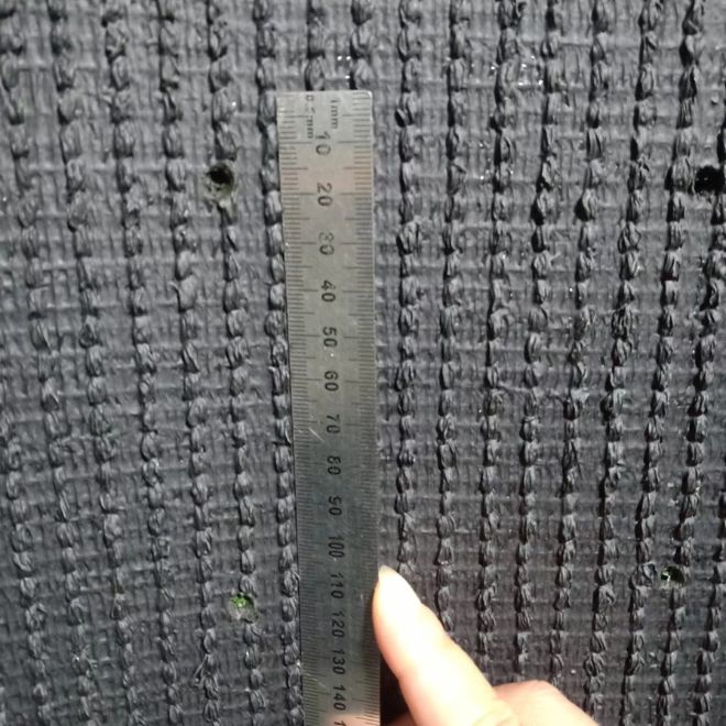 Kunstrasen Maß Rolle hinten